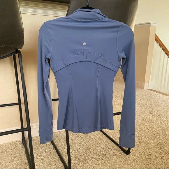 Lululemon define jacket (size 4) - Picture 2 of 5
